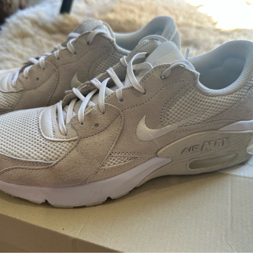 Nike Air Max Women's Sneakers - Light Gray